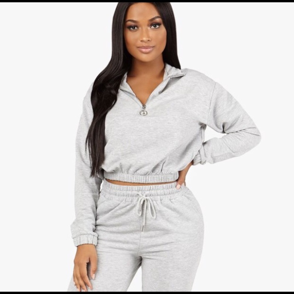 NWOT HoneyBum grey zip up pullover cropped sweatshirt​